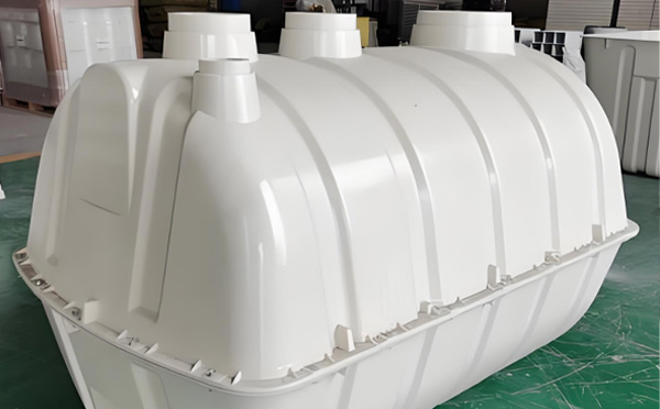 农村自建房排污方案：西和塑料西和化粪池安装间距与基坑排水要点